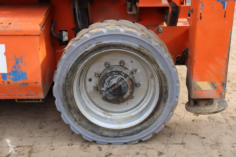 Plataforma elevadora JLG