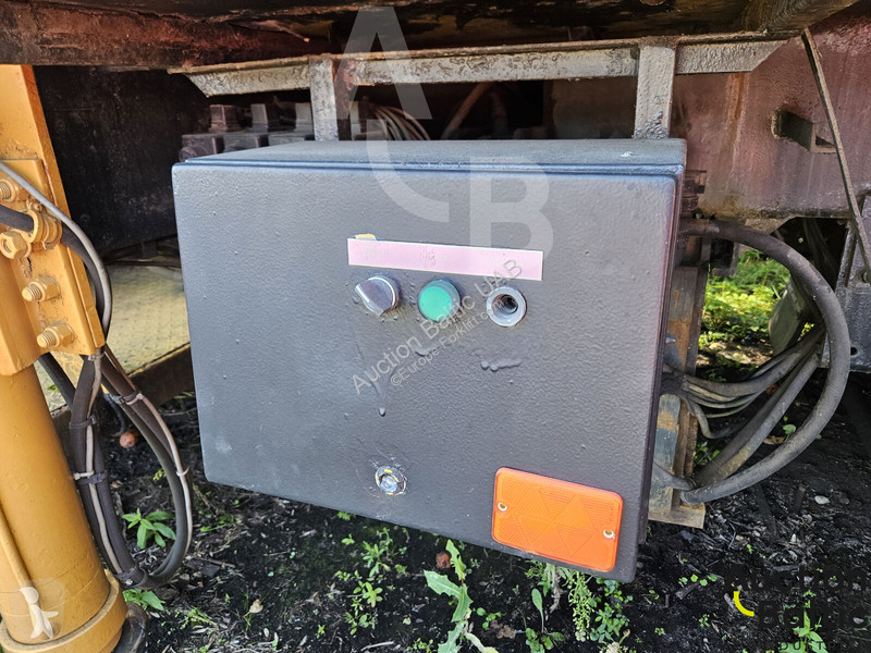 Plataforma elevadora MAN M90