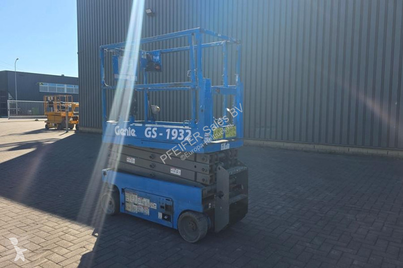 Plataforma Genie Electric, Working Height 7.8...