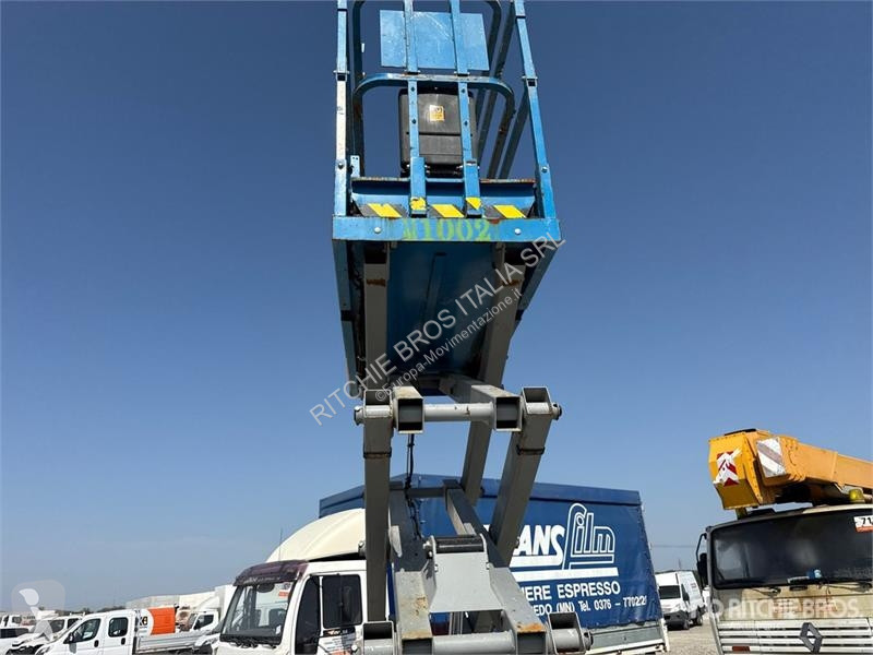 Автовышка Genie Electric Scissor Lift