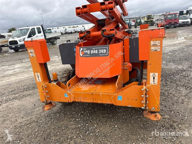 Emelőkosár Iteco IT12180DE Scissor Lift