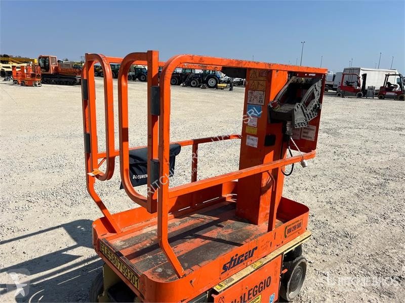 Emelőkosár JLG Electric Scissor Lift
