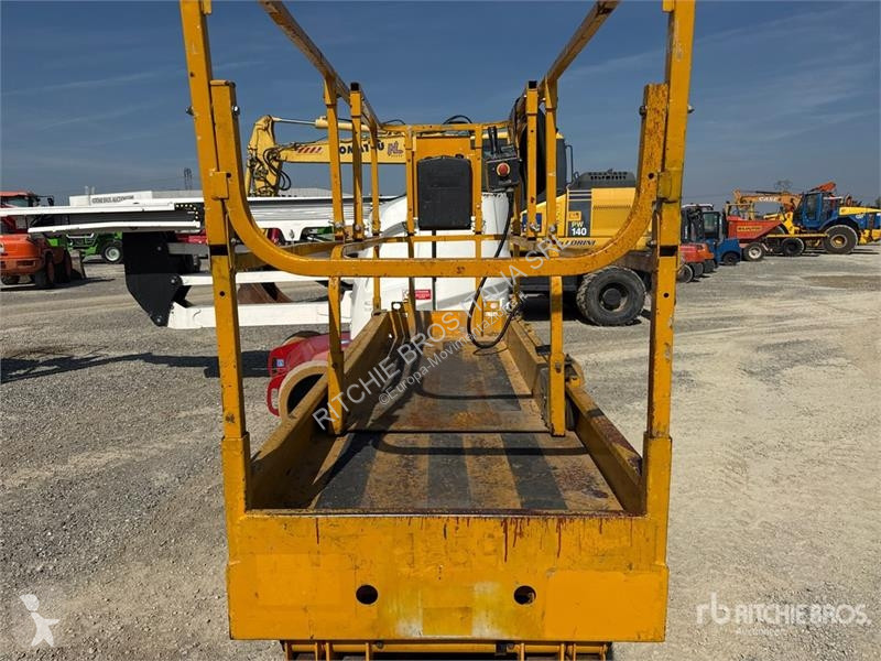 Emelőkosár Haulotte 10N Electric Scissor Lift