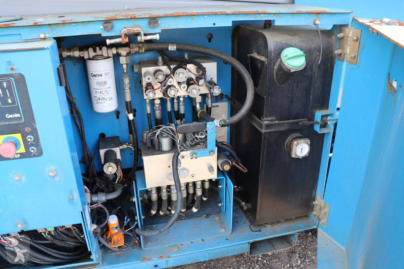Plataforma elevadora Genie GS3369
