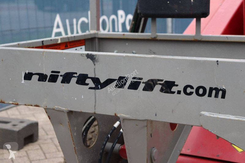 Plataforma Niftylift HR12 NDE