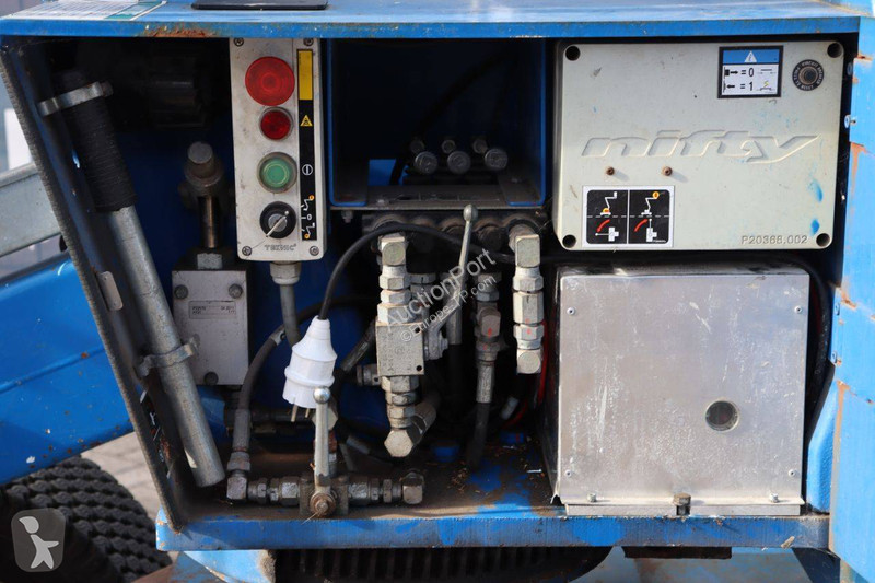 Plataforma Niftylift HR12 NDE