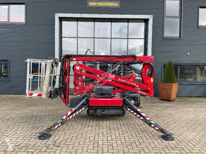 منصة تلسكوبية Hinowa Lightlift 15.70 SOLD