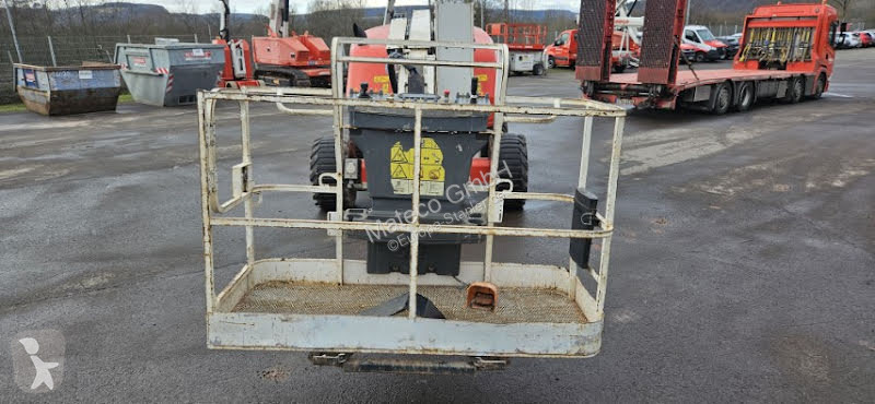 Piattaforma aerea JLG 450AJ