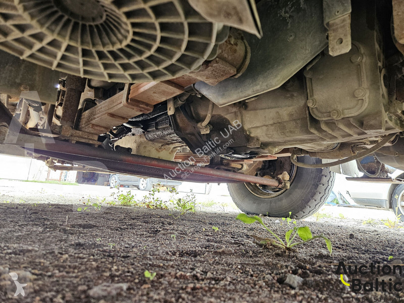 Lift Iveco 100E 18