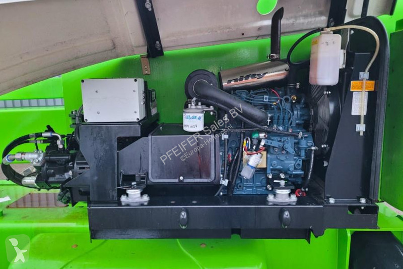 منصة تلسكوبية Niftylift HR28 Hybrid 4x4 As-Is,...