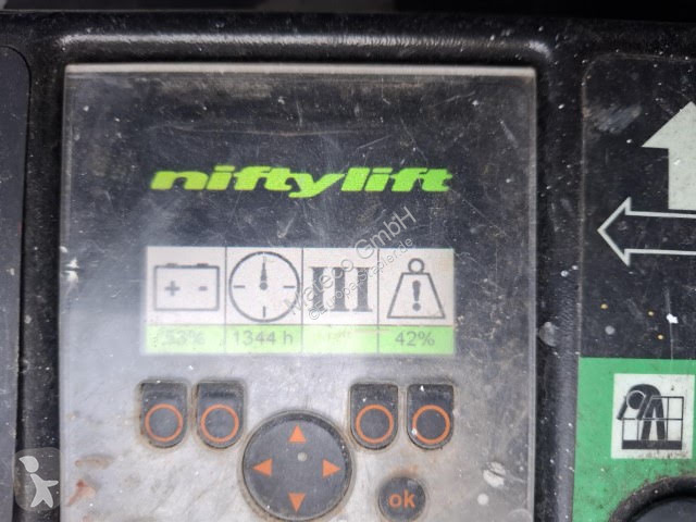 منصة تلسكوبية Niftylift HR17 HYBRID 4X4