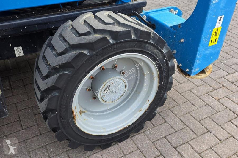 Vysokozdvižná plošina Genie GS5390 Diesel, 4x4...