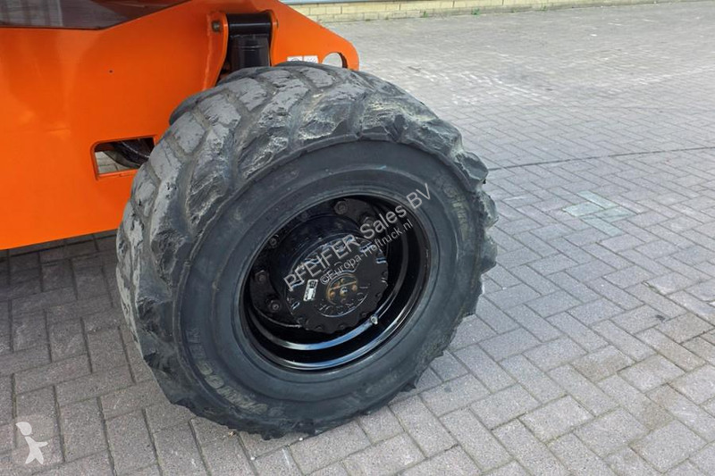 منصة تلسكوبية JLG 860SJ Diesel, 4x4 Drive,...