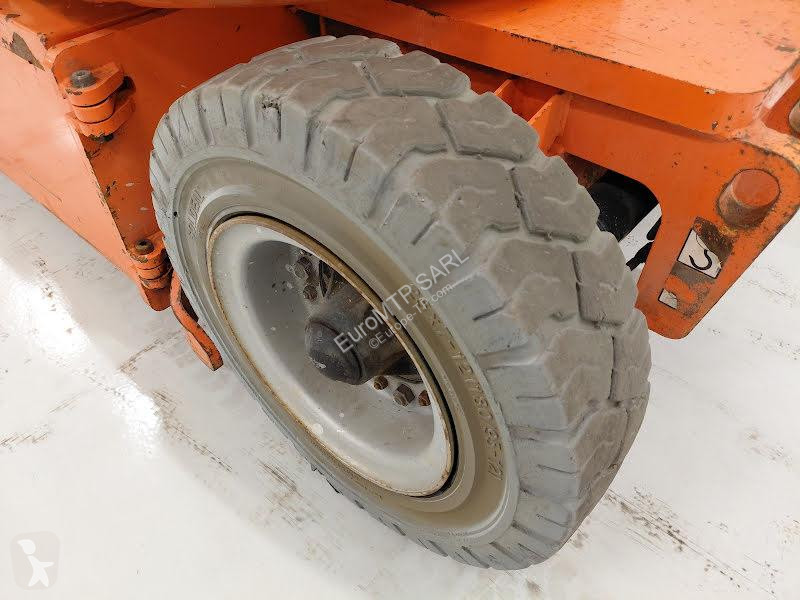 Вишка JLG