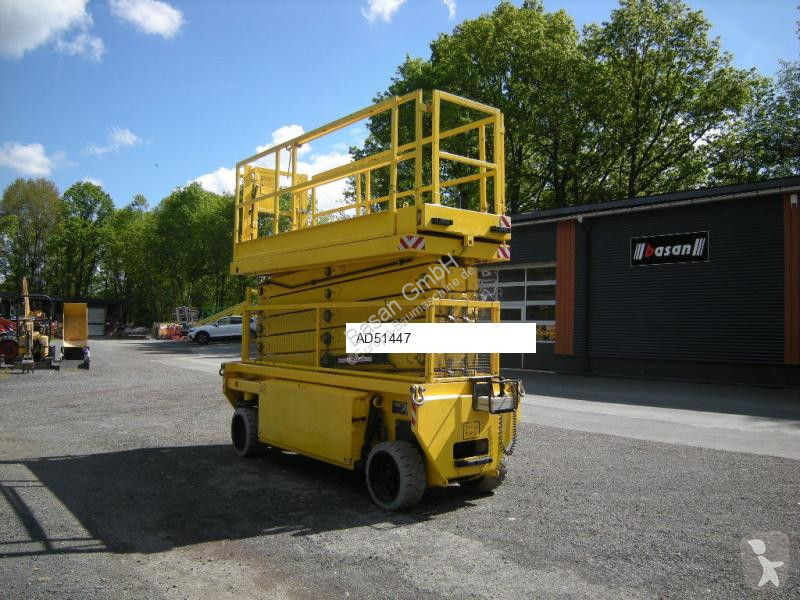 منصة تلسكوبية Hollandlift HL 190E12