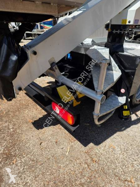منصة تلسكوبية Palfinger P200A