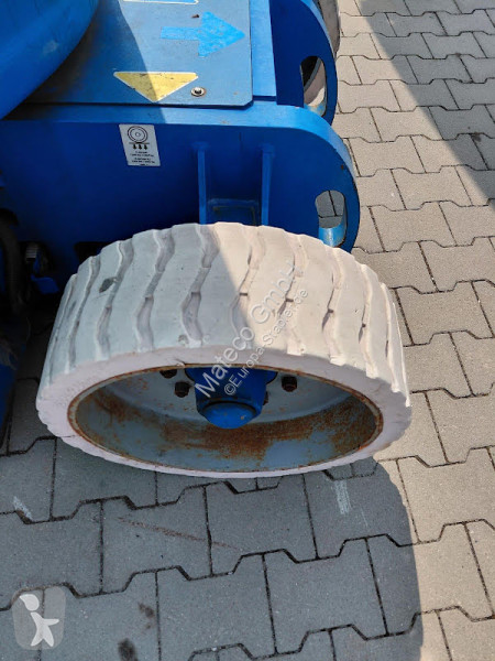 منصة تلسكوبية Genie Z30/20N