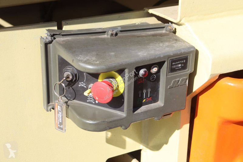 Plataforma elevadora JLG