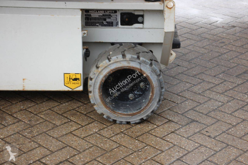 Plataforma elevadora Hollandlift MONOSTAR Y-64EL14