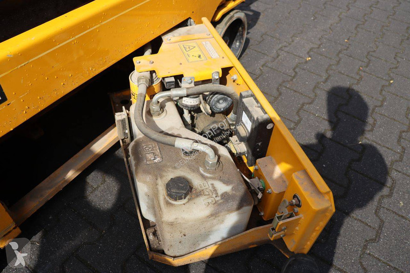Вишка JCB S1930E