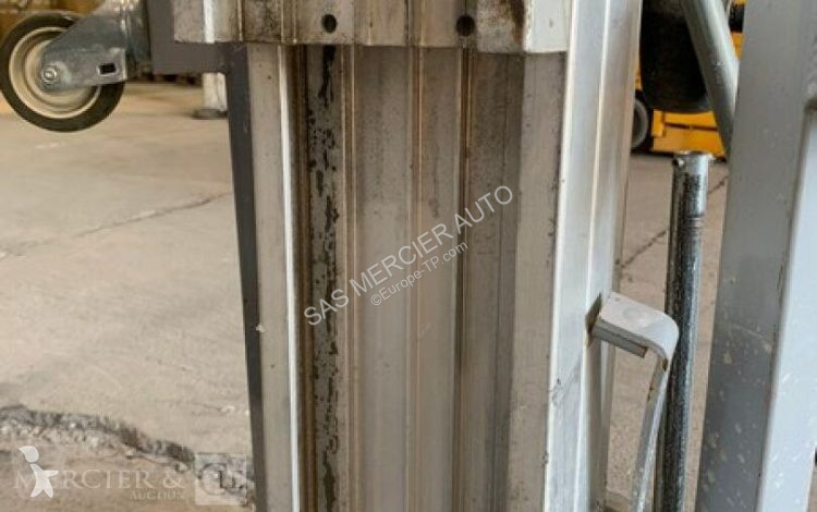 Автовишка Genie leve materiaux vertical
