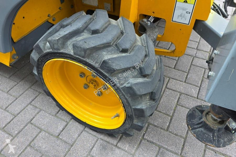 升降机 Haulotte Compact 12DX Diesel, 4x4 Drive,...