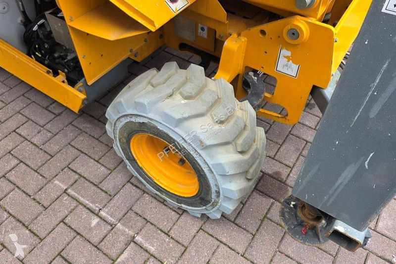 升降机 Haulotte Compact 12DX Diesel, 4x4 Drive,...