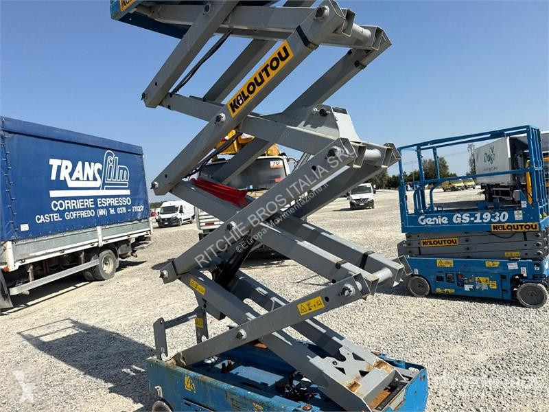 Автовышка Genie Electric Scissor Lift