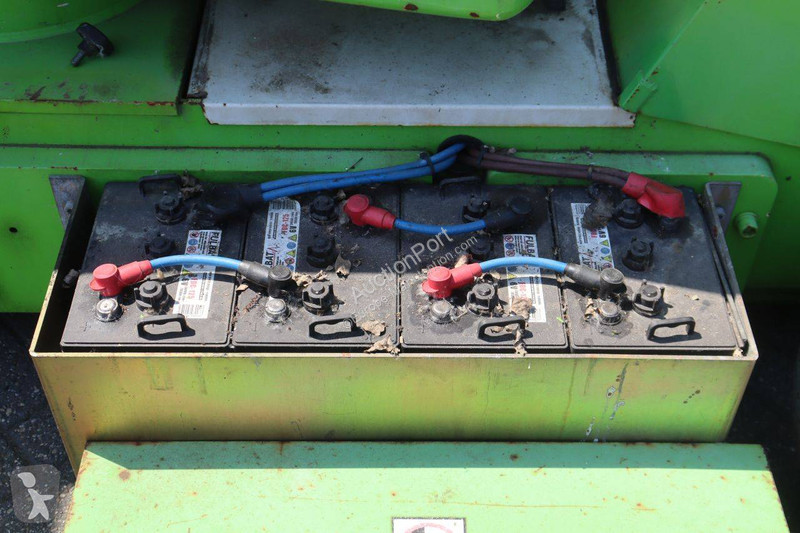 Plataforma elevadora Niftylift HR12NDE