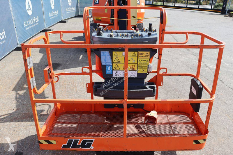 升降机 JLG EC