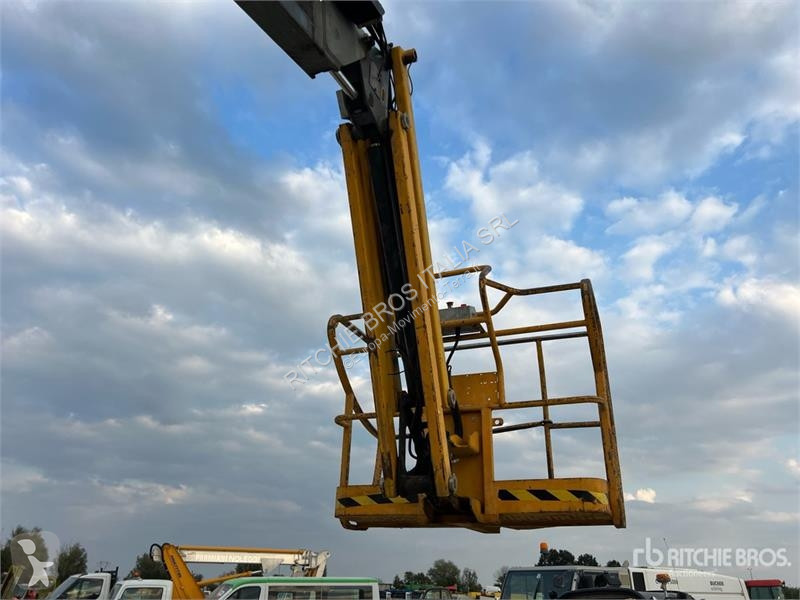 Emelőkosár Haulotte H15IP Electric Articulating...