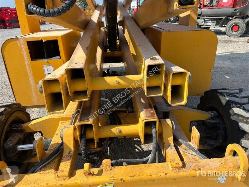 Emelőkosár Haulotte Diesel Scissor Lift