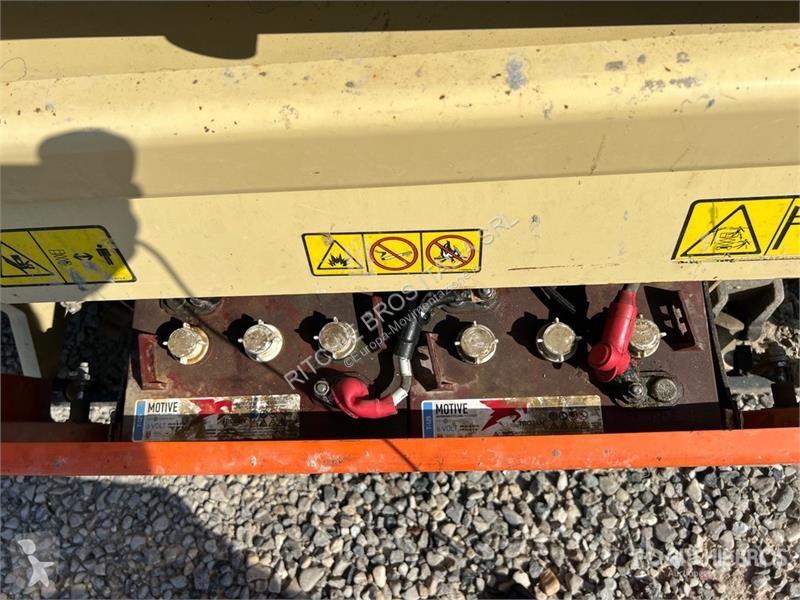 Plataforma elevadora JLG 2632ES