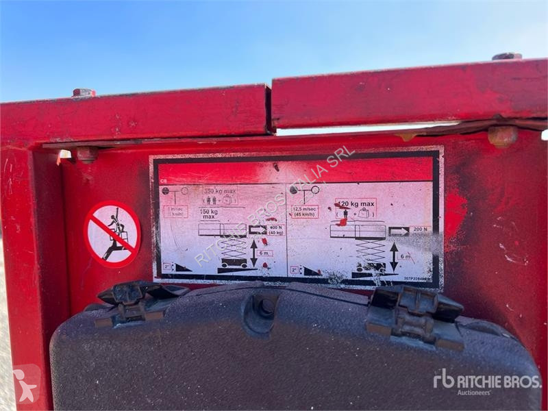 Emelőkosár Haulotte COMPACT8 Electric Scissor Lift