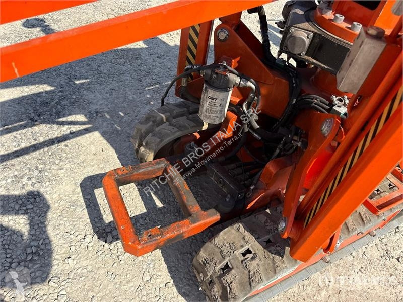 Emelőkosár  R130 Crawler Articulating Boom Lift...