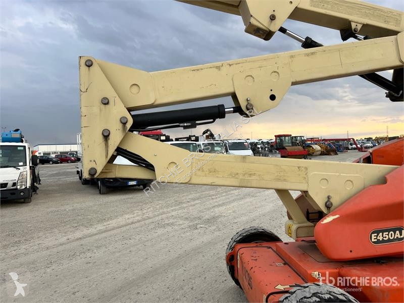 Plataforma elevadora JLG Electric Articulating...