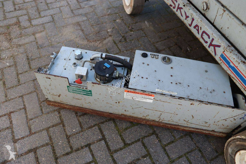 Lift Skyjack SJ4832