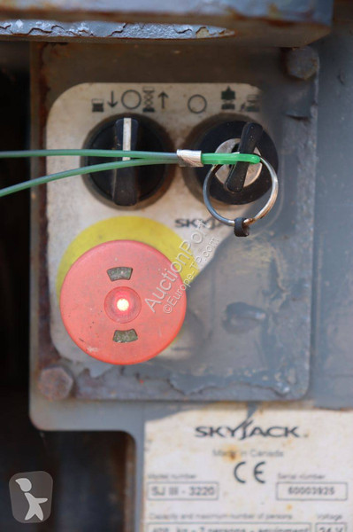 Lift Skyjack SJIII-3220