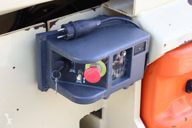 Plataforma elevadora JLG