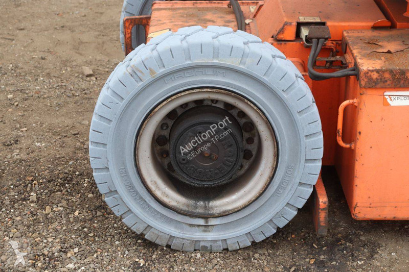 Plataforma elevadora JLG