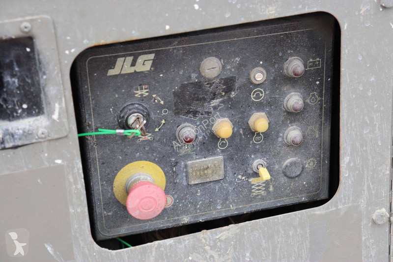 Plataforma elevadora JLG