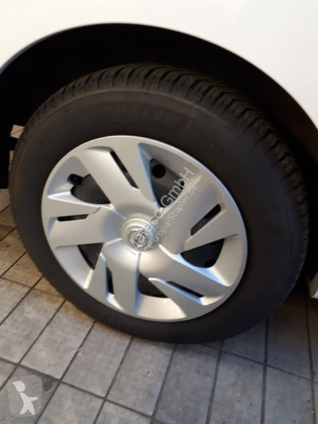 Furgoneta Nissan K20 / NISSAN NV200