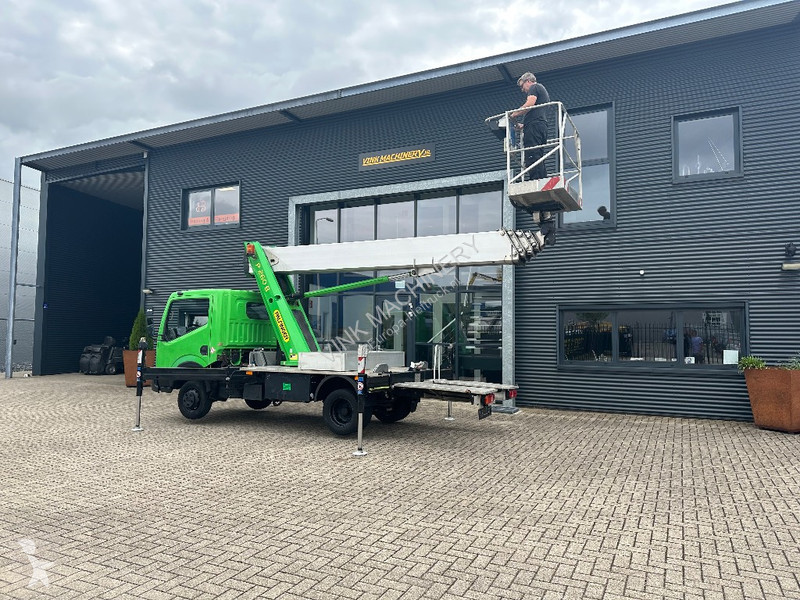 Hoogwerker Palfinger P 260 B op Nissan Cabstar