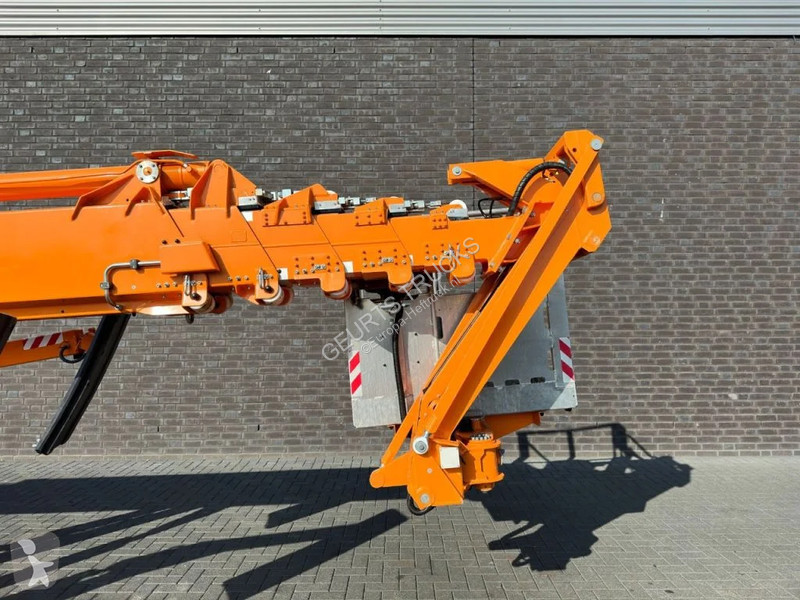 Nacelle Teupen LEO 36T TELESCOPIC SPIDER...