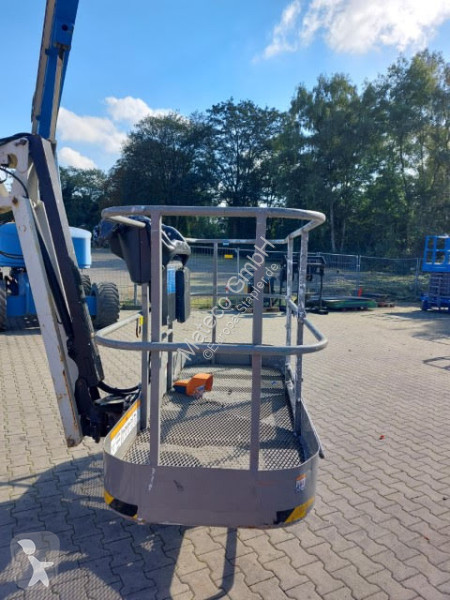 Nacelle Niftylift HR28 HYBRID 4X4