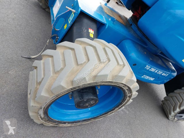 Nacelle Niftylift HR28 HYBRID 4X4