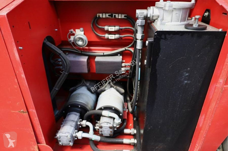 Piattaforma aerea PB LIFT S151-19E 4x4...