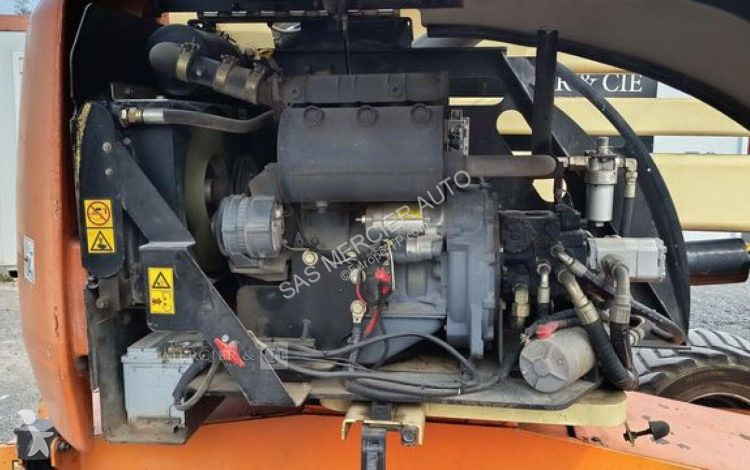 Nacelle JLG nacelle articulee automotrice diesel