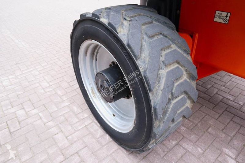 Nacelle JLG Diesel, 4x4 Drive And 4-Wheel...