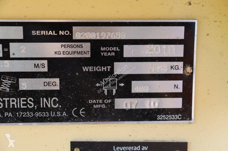 Piattaforma aerea JLG